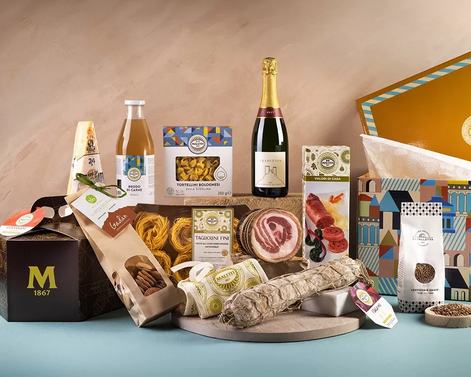 Cesti natalizi con prodotti tipici: un viaggio nei sapori regionali italiani